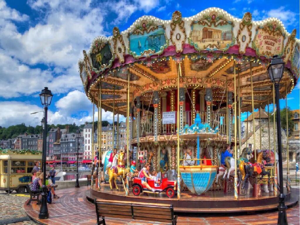 Le Maurifleur Vous Accueille A 3 Km De Honfleur Appartement Équemauville Buitenkant foto